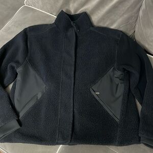 Cuts xl men’s jacket shearling zipper front pockets insider and front zippersNWT